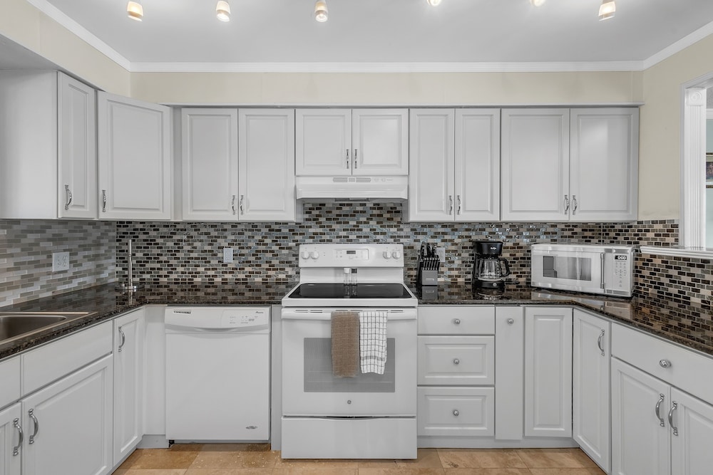 Cozy And Relaxing Fishing Retreat 3 Bedroom Home