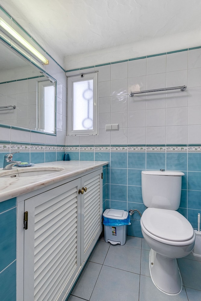 14B Quinta do Paraiso Amazing House Located in t