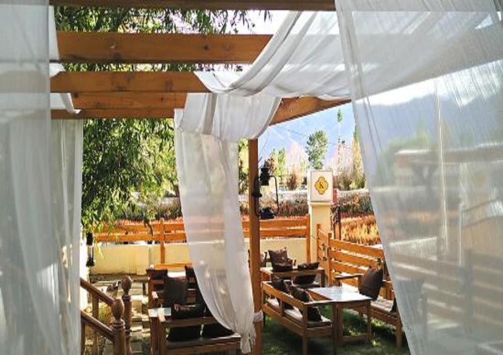 Karakoram Hotel