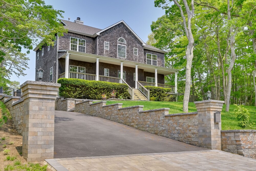 Pet-friendly Southampton Paradise With Pool! view 5