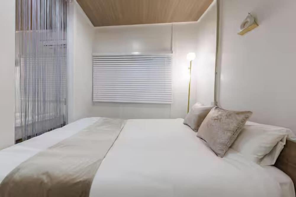 Namba Kuromon Central Self Inn