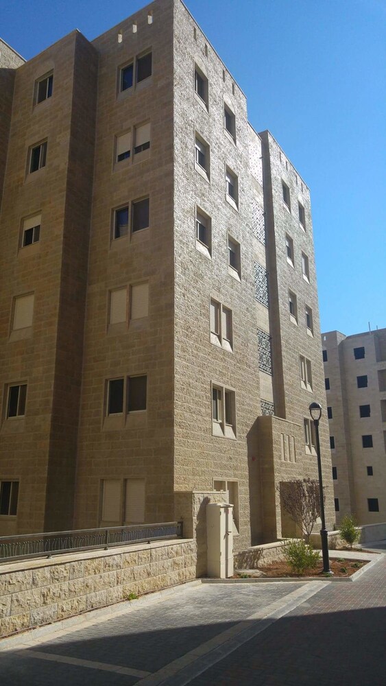 Rawabi Apartment