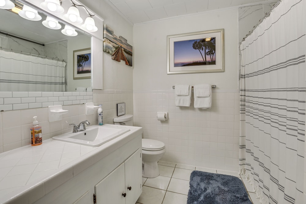 Fish & Explore: Serene Home on Bayou Petit Caillou