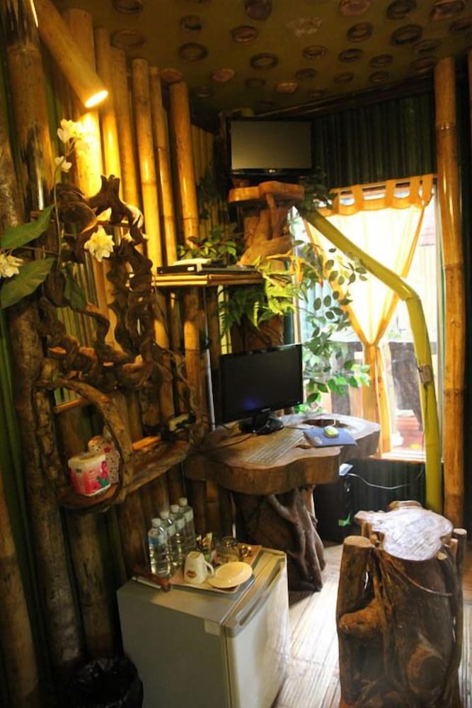 Khao Sok Tree House