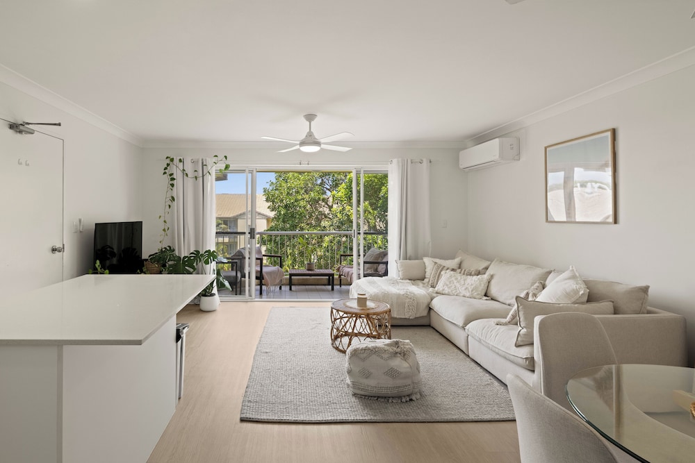 Palmway Burleigh Stay