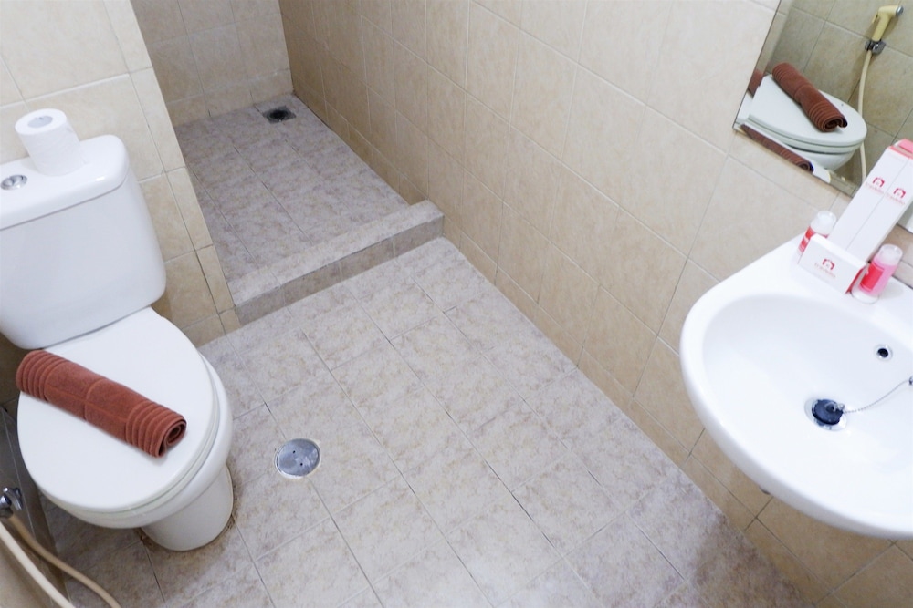 2BR Apartment with City View at Mediterania Marina Residences, Jakarta - 16