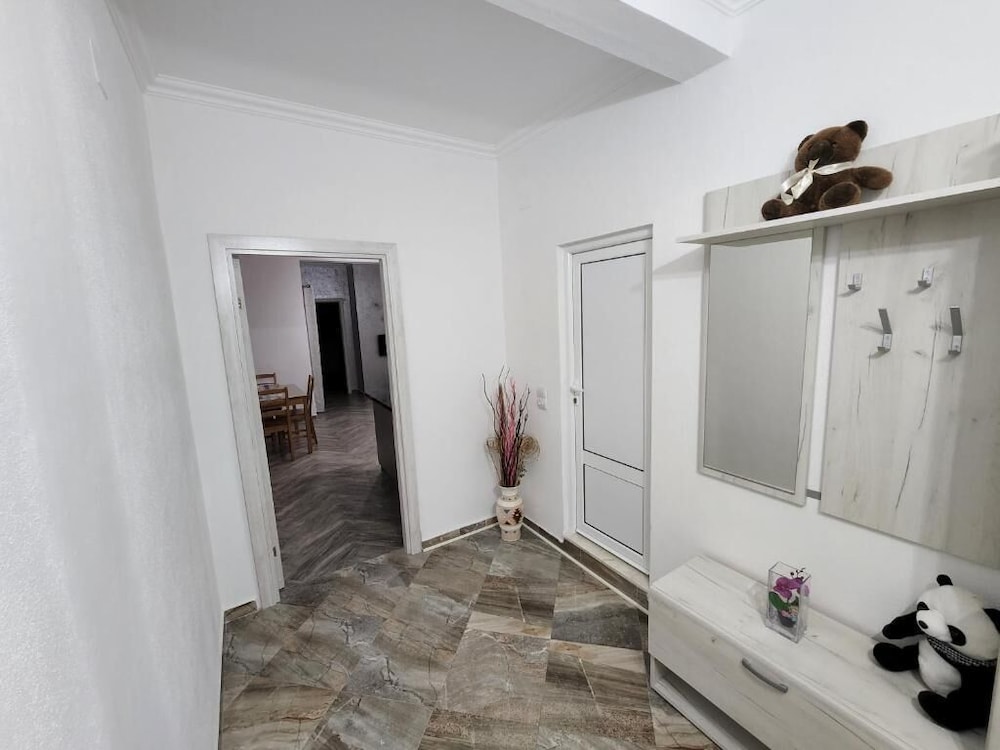 Apartments Cota