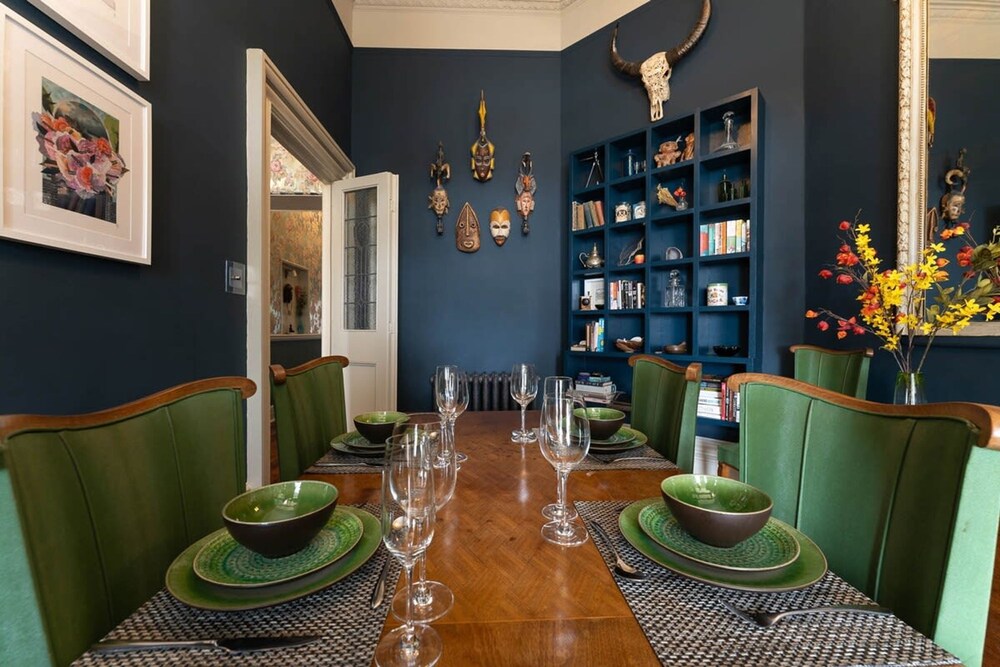 Host Stay Tranquility on Brunswick Square