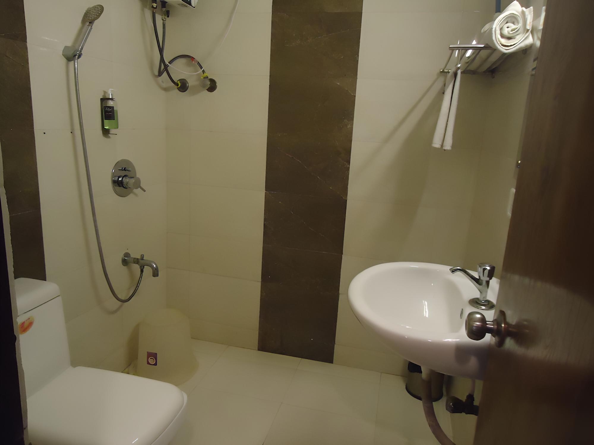 Maan Residency Hotel
