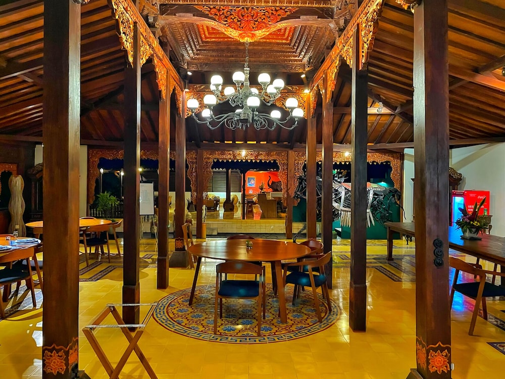 Villa Borobudur Resort