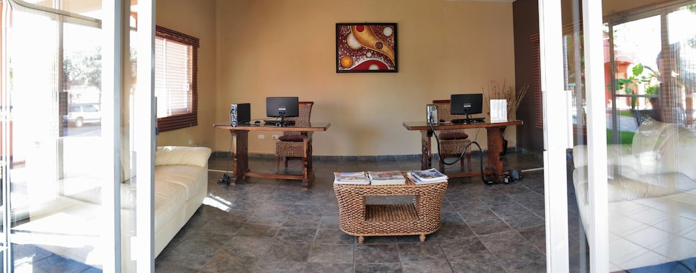 Hotel Estancia Real Cabo San Lucas - Image 1