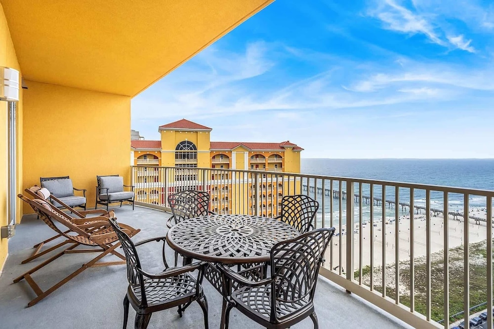 Salt and Shore Escape Sleeps 7