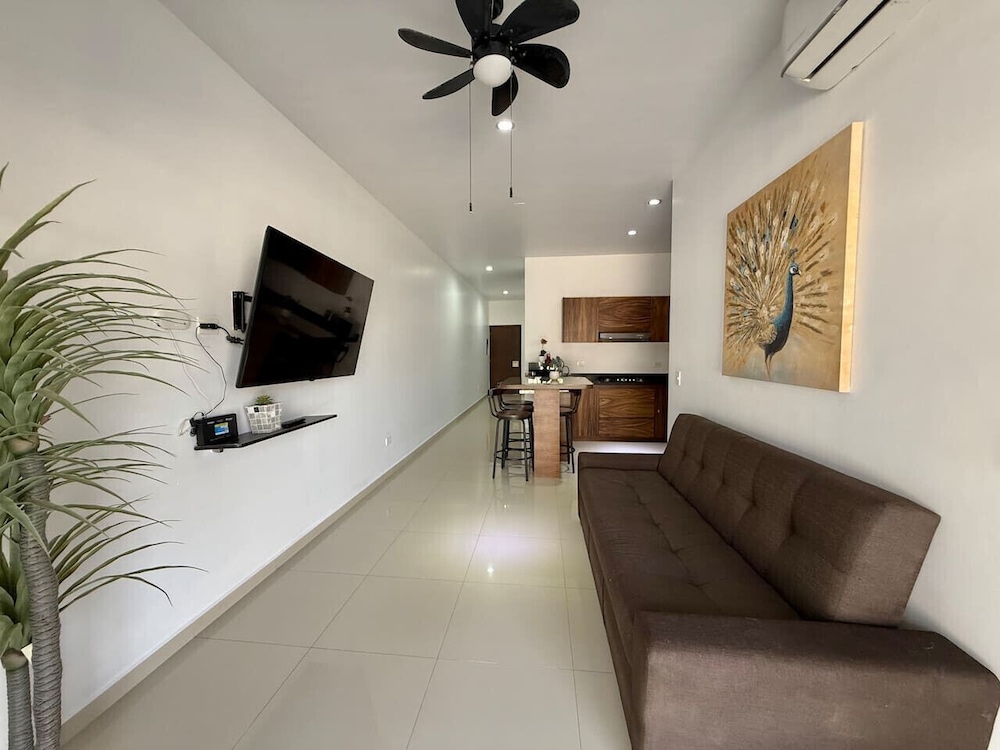 Rincon Colonial Apartments