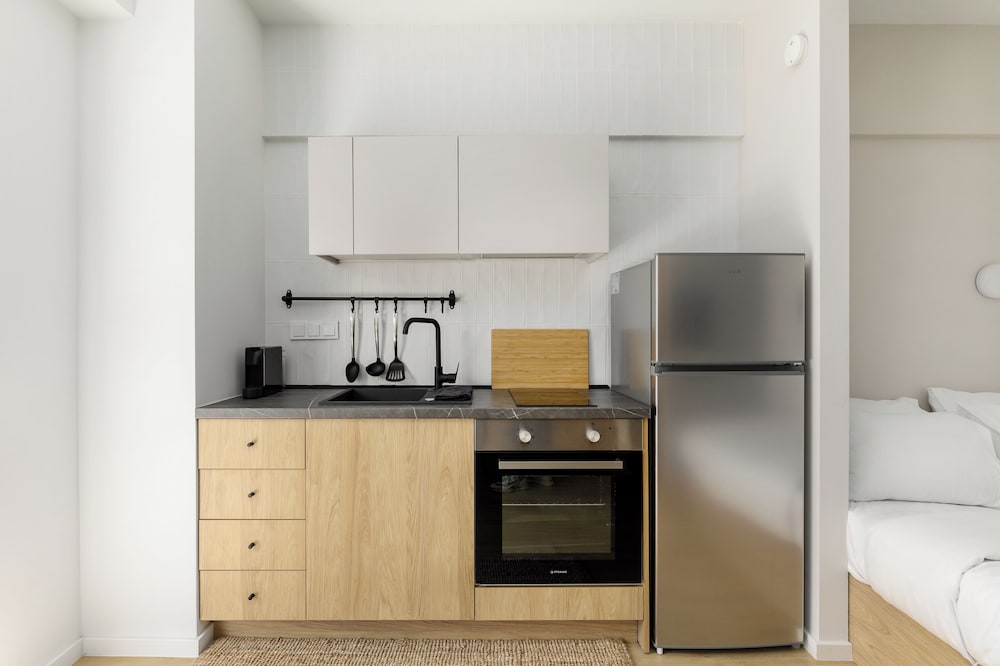 Amber Studios & Suites by halu