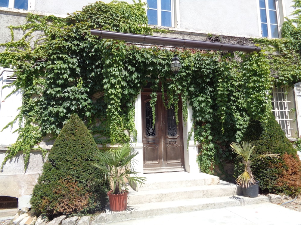 Chateau de Saint-Genix view 3