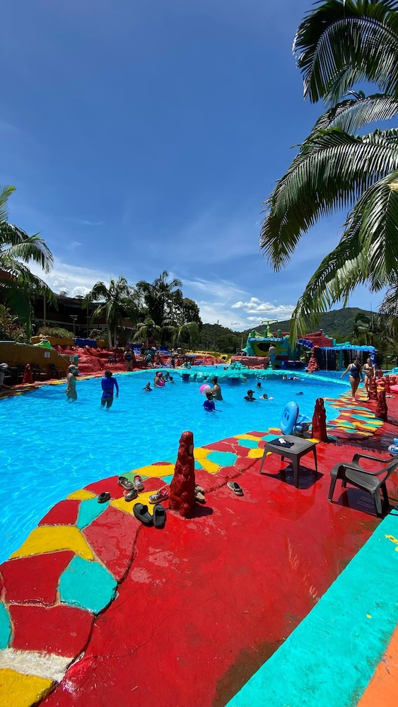 club paradise