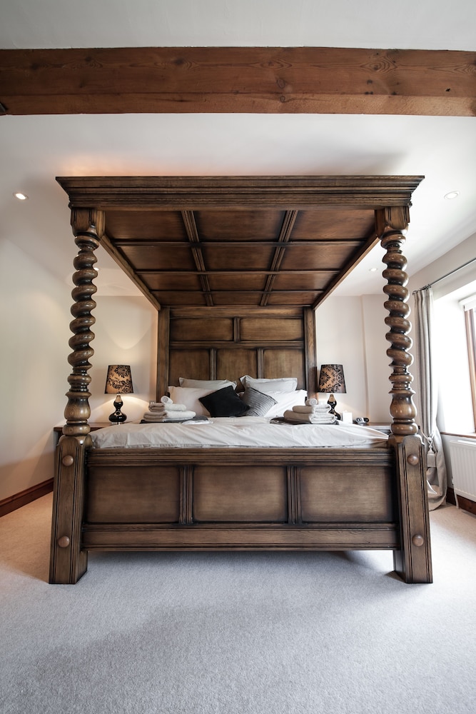 Unique Luxury Escapes