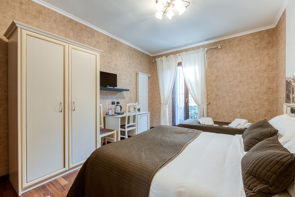 Le Suite Downtown