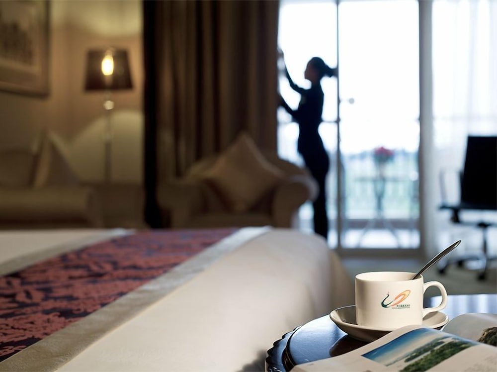 Country Garden Phoenix Hotel Jingmen