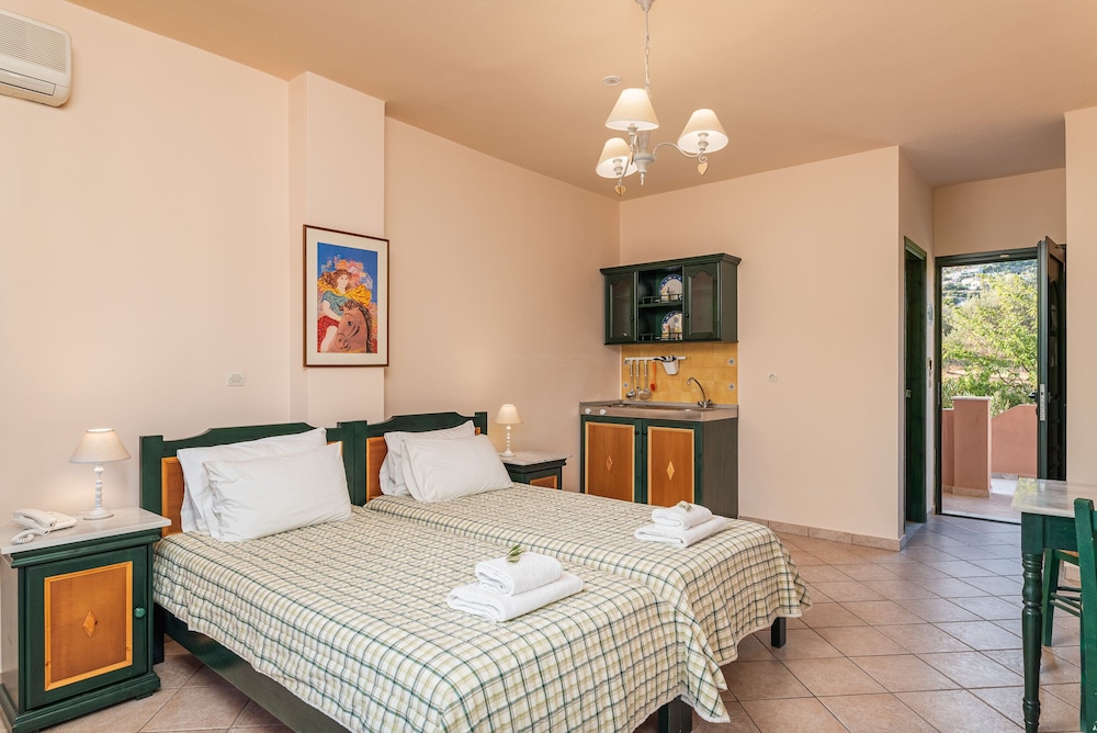 Ledra Samos Hotel