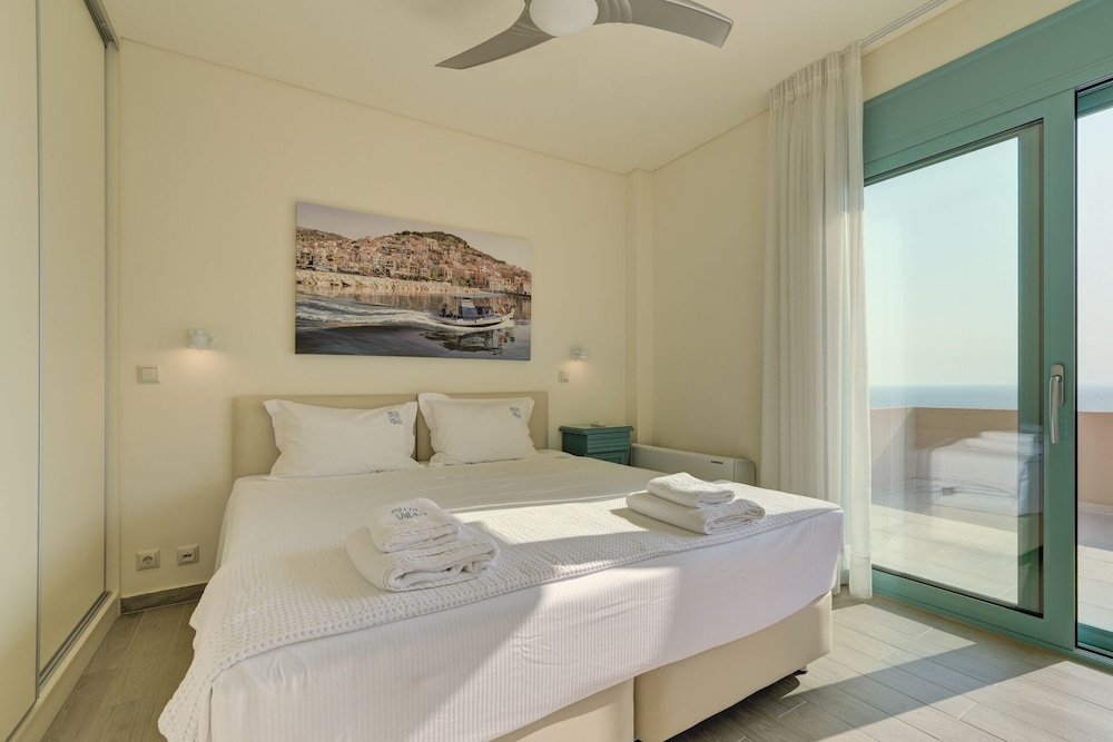 Ouzo Panoramic Houses 1, with private pool