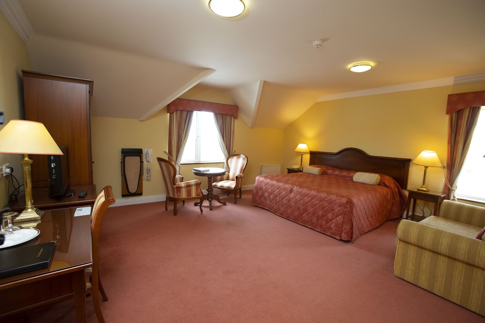 The 19th Lodge Ballybunion view 3