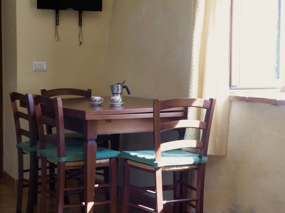 Holiday Home in Mulazzo With Natural Pond view 3