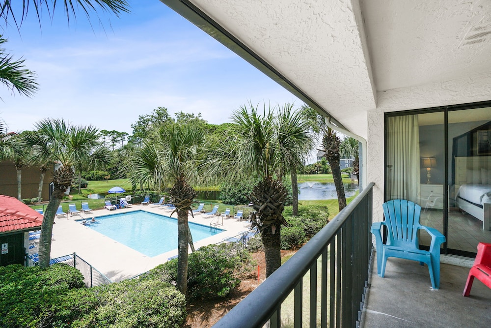 Edgewater Beach & Golf Resort by Panhandle Getaways