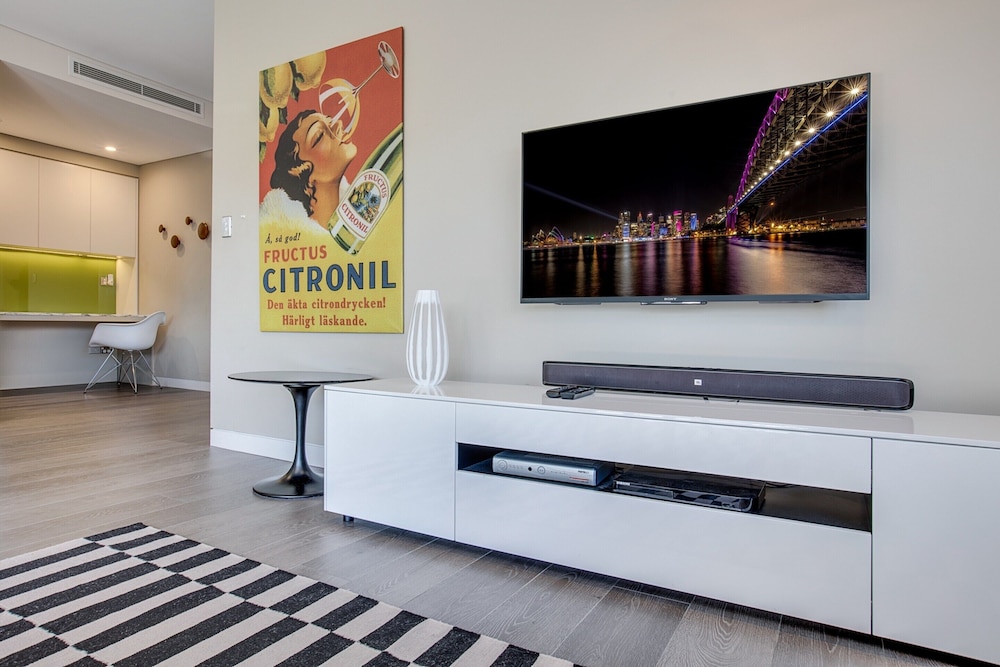 Spacious 2-bed Apartment Close to City