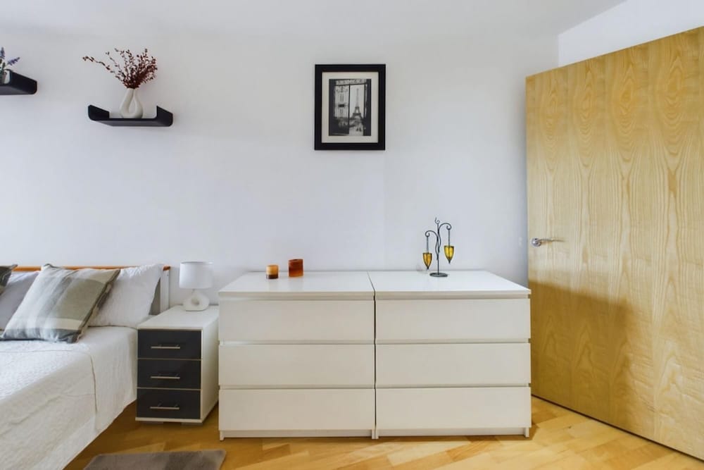 The Battersea Sanctuary - Classy 1bdr Flat With Terrace