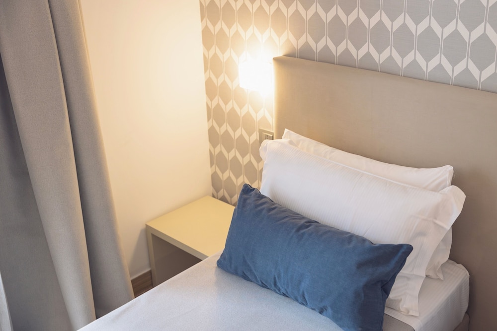 Hotel with swimming pool in Marinella di Selinunte