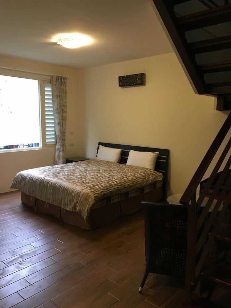 Youshuixiang B&B