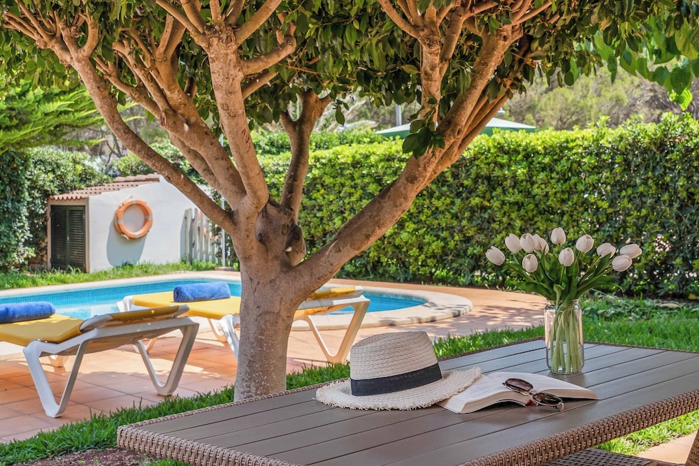 Villa Flores Blanes