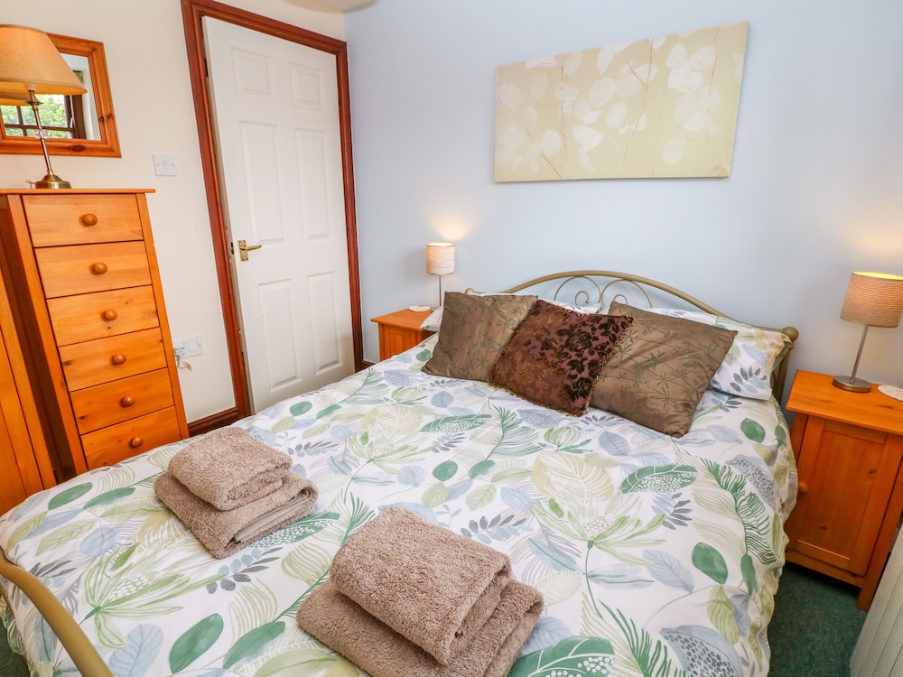 Mossley Cottage view 5