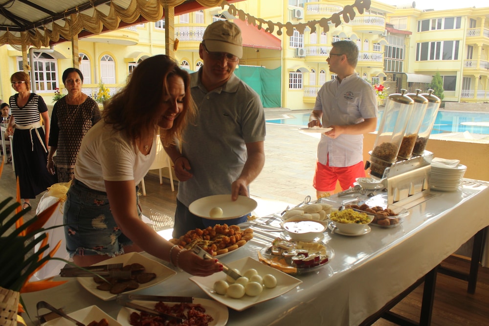 Praia Da Oura - Boutique Resort