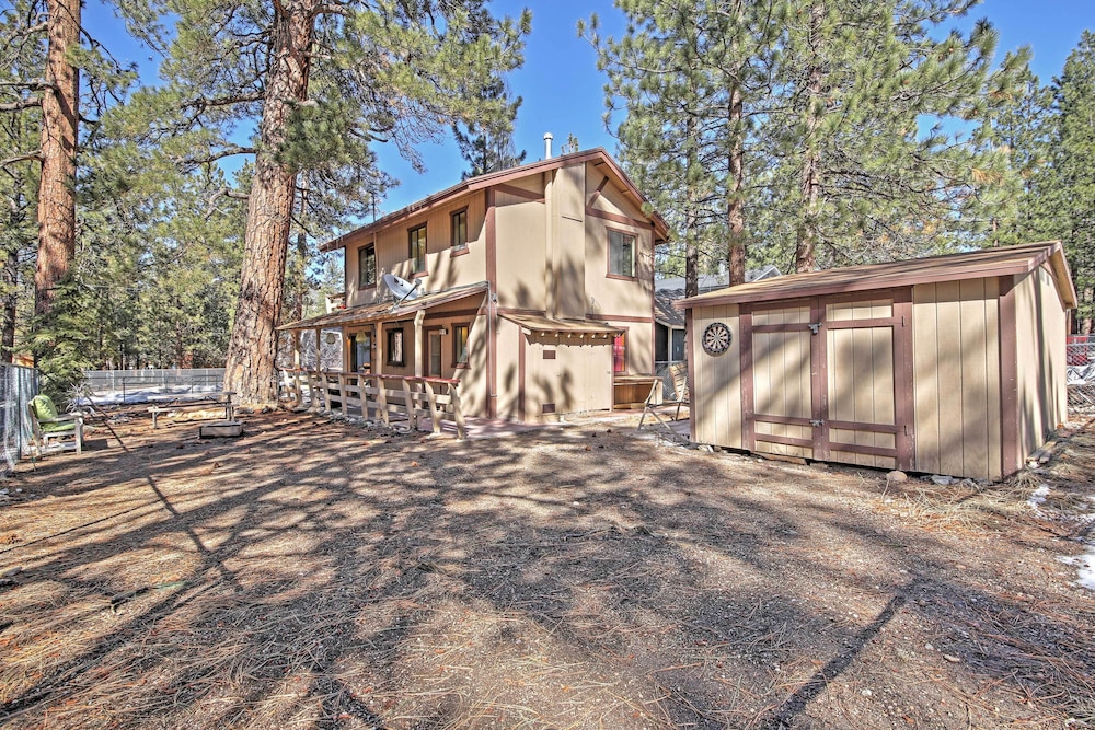 Big Bear Cabin w/ Fenced Yard: 4 Mi to Snow Summit view 3