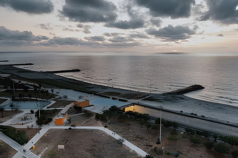 1410 CARTAGENA BEACH