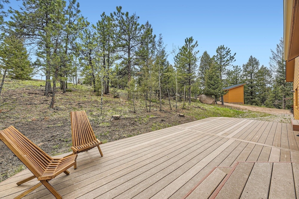 Pine Cabin 3 Bedroom Home