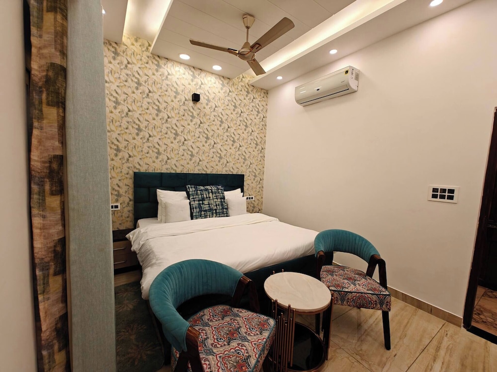 The Paradise - Luxury 3BR Villa Near the Airport in Dehradun