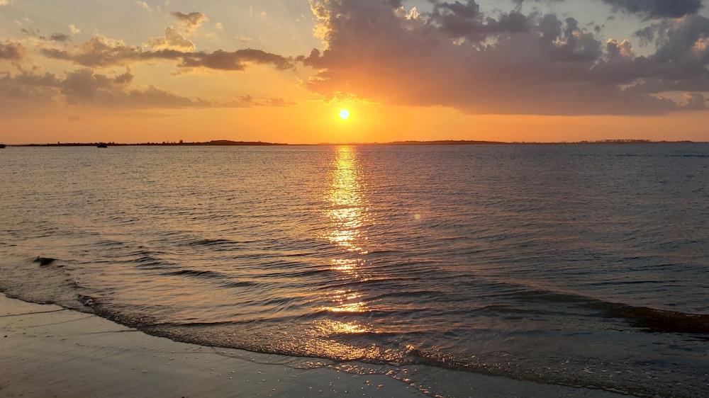Beach Racquet B by Tybee Vacation Rentals