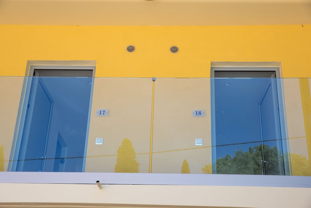 Passas Mare Apartments & Studios