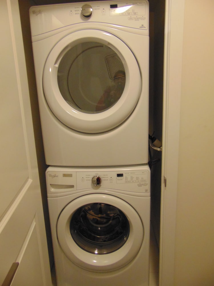 Executive Suites at St. Clair West