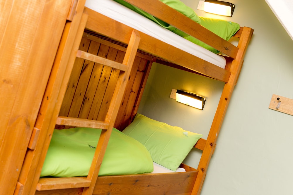 YHA Ravenstor - Hostel