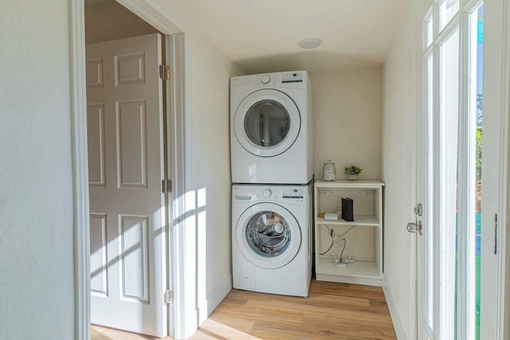 Charming Family 2BR Midtown Reno - Pets Welcome