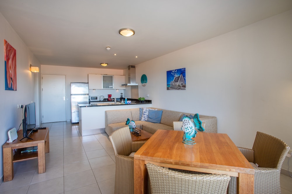 Blue Bay Apartments