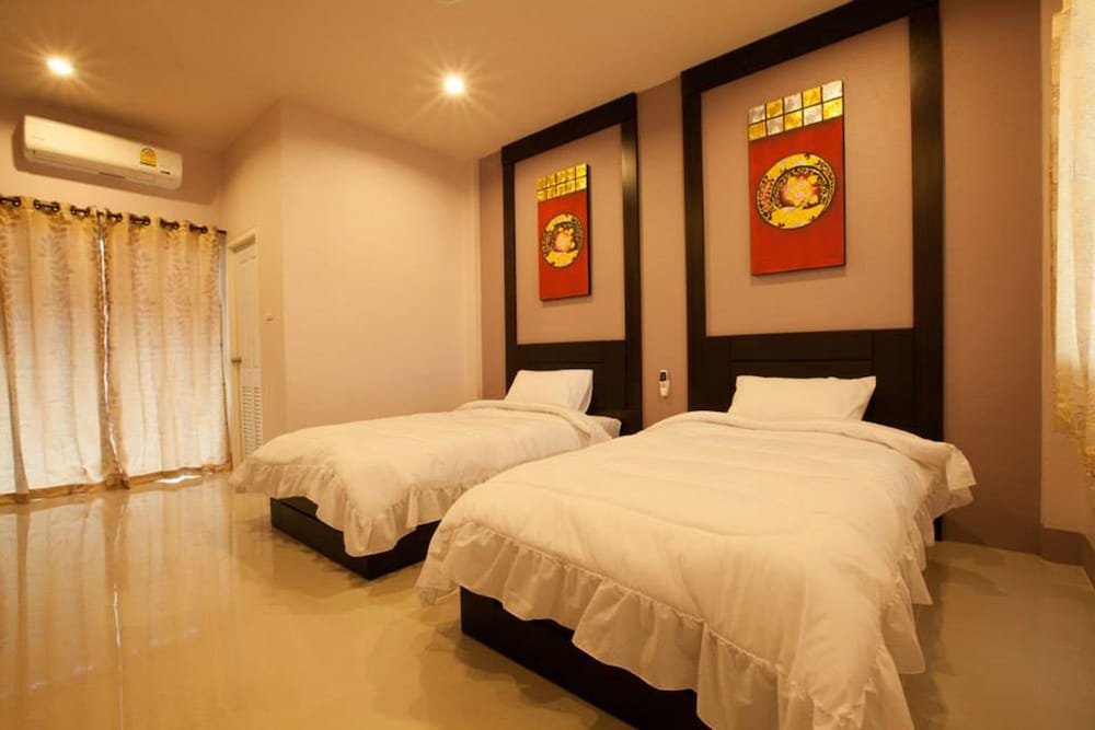 Chiang Kham Grand Villa