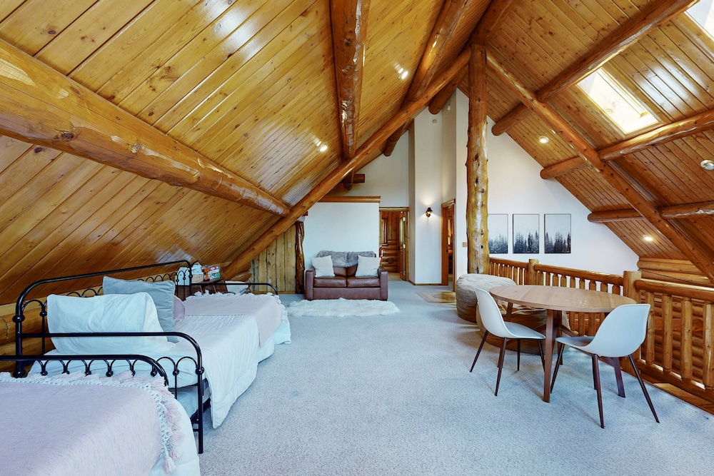 Bow Canyon Oasis #513