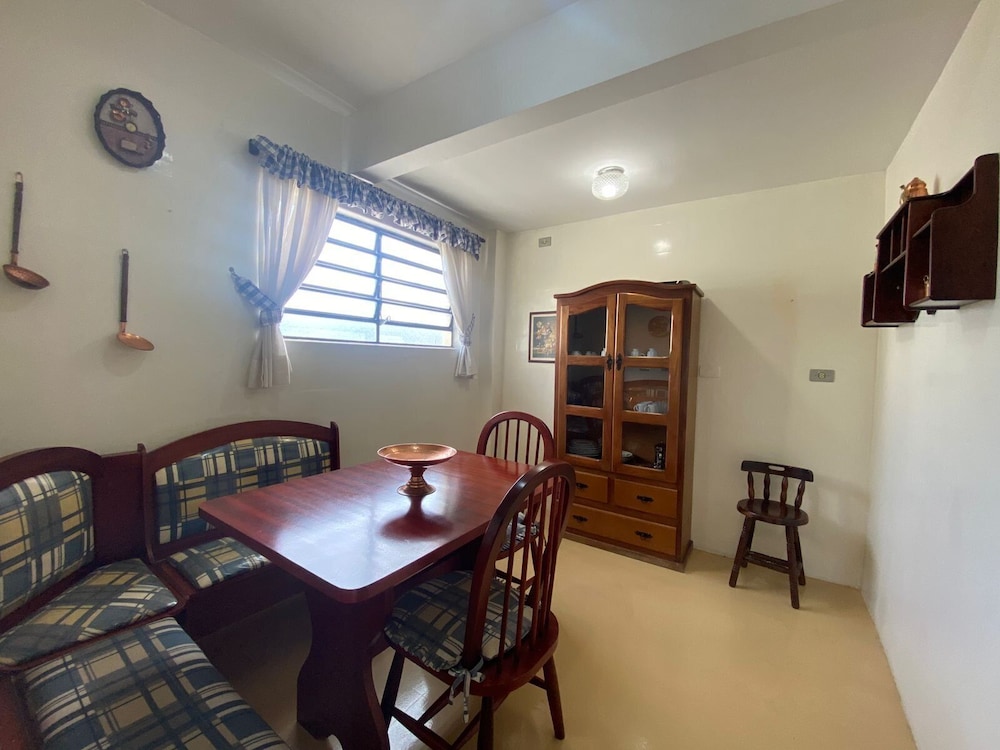 Flat Araucaria 1 by Capivari Lodge Home