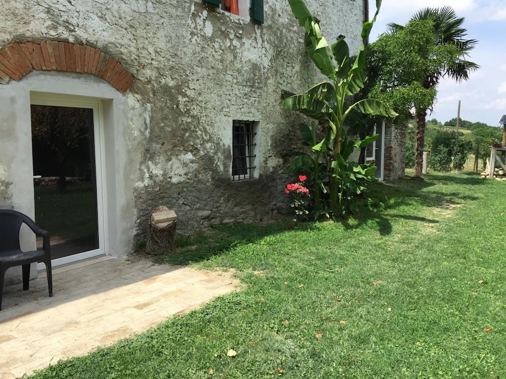 LeAmorine White House B&B