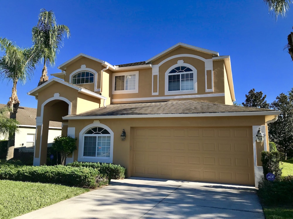 Suffolk Place - Image 1